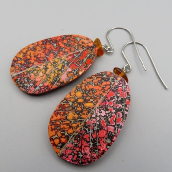 Robinia Earrings with natural amber