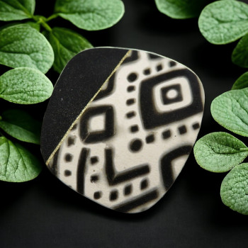 Elegant Carpet Brooch NO.1