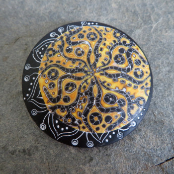 Romantic Moon Brooch 